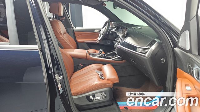 BMW X7 M50i 6STR