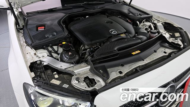 Mercedes-Benz E-Class E350 4MATIC AMG Line