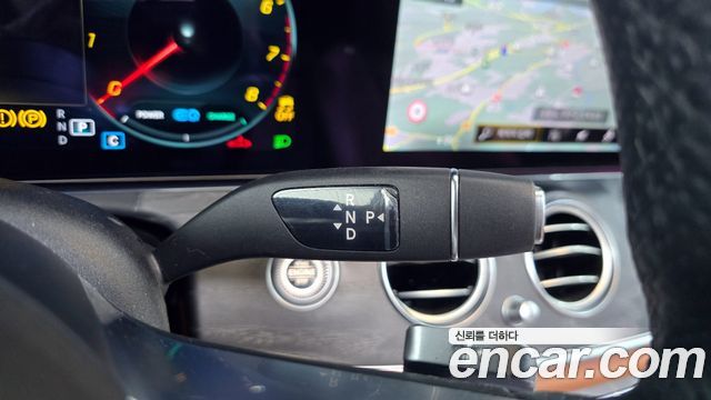 Mercedes-Benz E-Class E350 4MATIC AMG Line