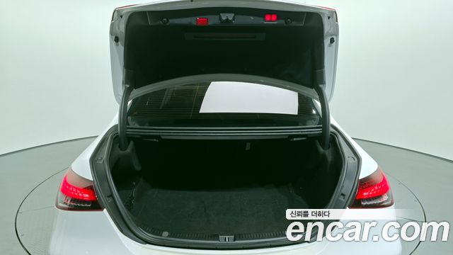 Mercedes-Benz E-Class E350 4MATIC AMG Line