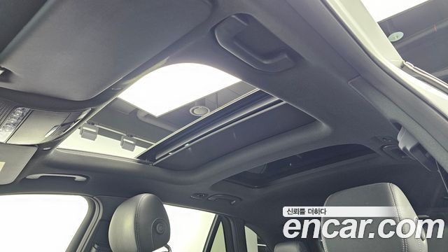 Mercedes-Benz GLC-Class GLC300e 4MATIC