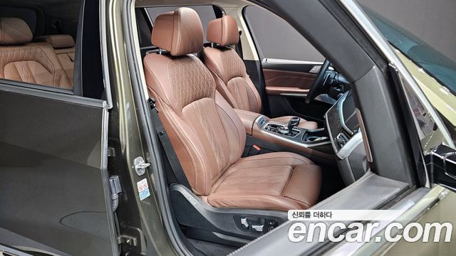 BMW X7 xDrive 40i Design Pure Excellence 7-Seater