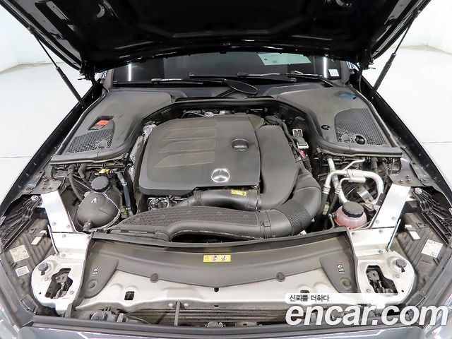 Mercedes-Benz E-Class E350 4MATIC AMG Line Edition