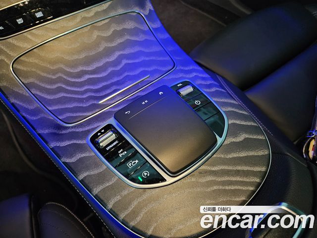 Mercedes-Benz E-Class E350 4MATIC AMG Line Edition
