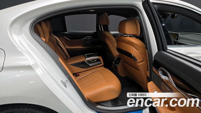BMW 7-Series 740d xDrive M Sport