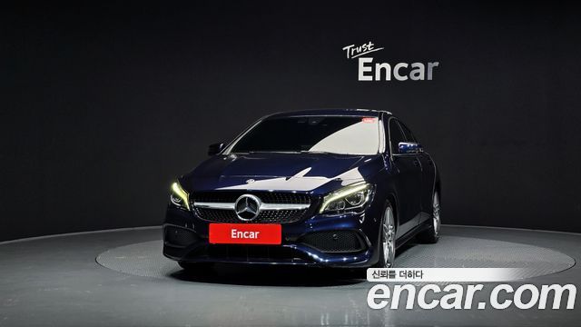 Mercedes-Benz CLA-Class CLA220 AMG Line