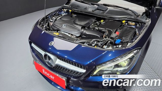 Mercedes-Benz CLA-Class CLA220 AMG Line