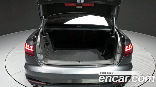 Audi S4 (B9) 3.0 TFSI Quattro