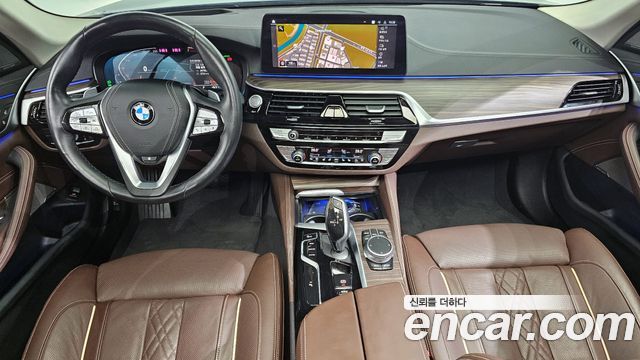 BMW 5-Series 530i Luxury