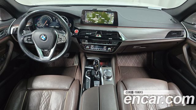 BMW 5-Series 520d xDrive M Sport Package Plus