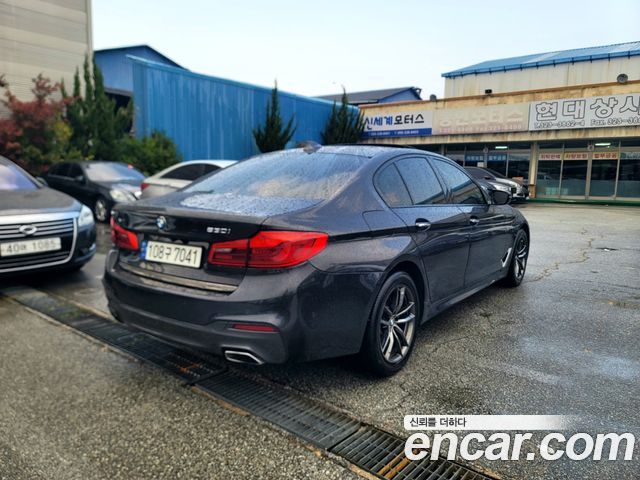 BMW 5-Series 530i M Sport Package