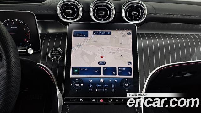 Mercedes-Benz GLC-Class GLC300 4MATIC AMG Line