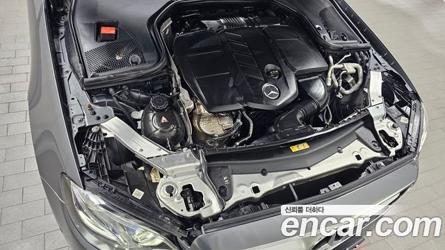 Mercedes-Benz E-Class E220d Coupe