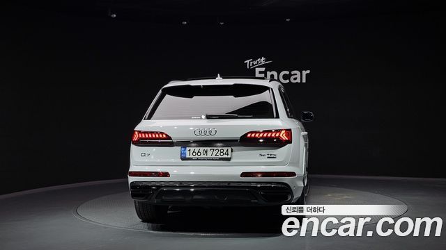 Audi Q7 55 TFSI Quattro Premium
