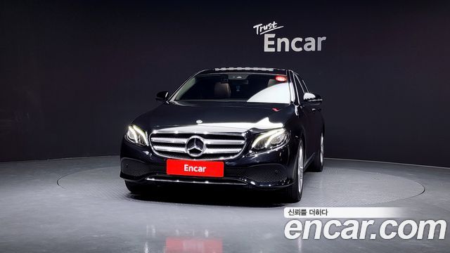 Mercedes-Benz E-Class E200 Avantgarde
