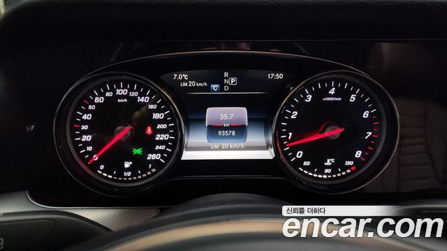 Mercedes-Benz E-Class E200 Avantgarde
