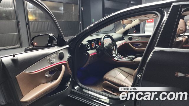 Mercedes-Benz E-Class E200 Avantgarde