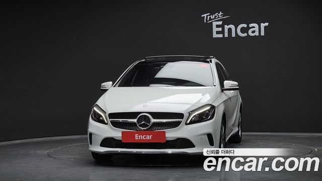 Mercedes-Benz A-Class A200