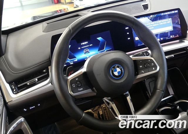 BMW iX1 xDrive 30 M Sport