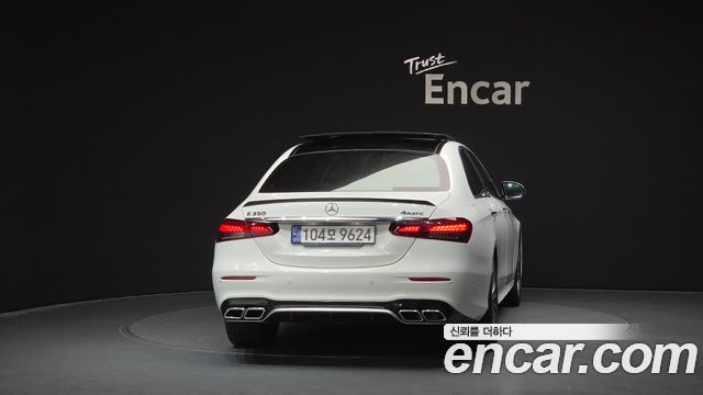 Mercedes-Benz E-Class E350 4MATIC AMG Line