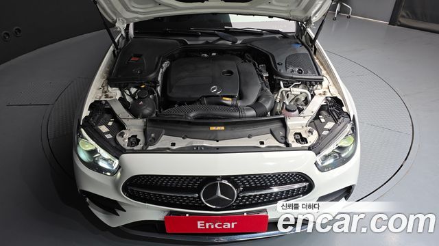 Mercedes-Benz E-Class E350 4MATIC AMG Line