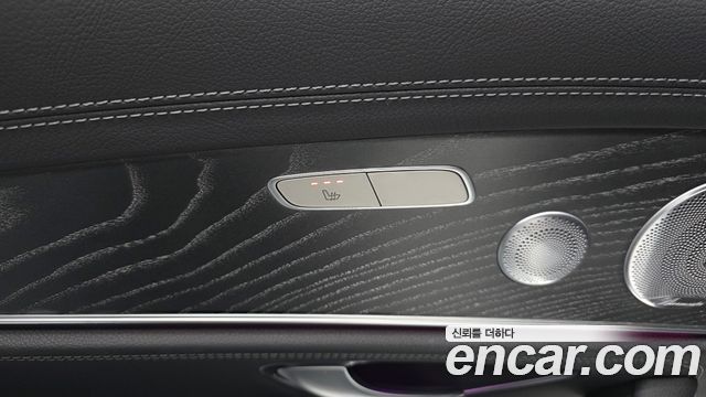 Mercedes-Benz E-Class E350 4MATIC AMG Line