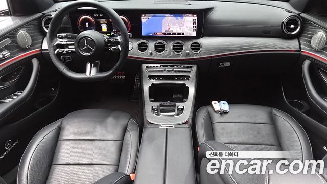 Mercedes-Benz E-Class E350 4MATIC AMG Line