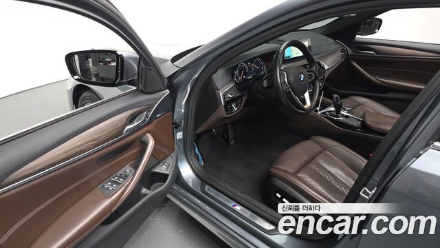 BMW 5-Series 520d M Sport Package Plus