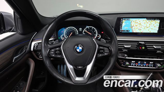 BMW 5-Series 520d M Sport Package Plus