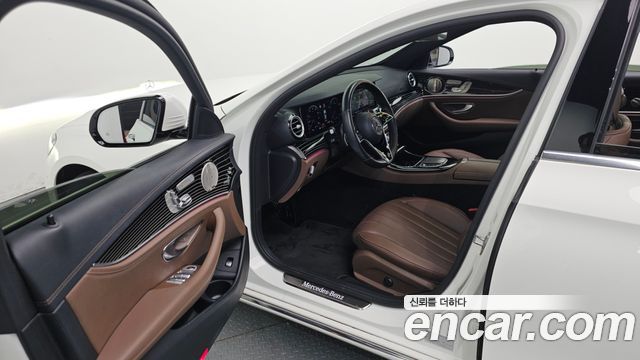 Mercedes-Benz E-Class E450 4MATIC Exclusive