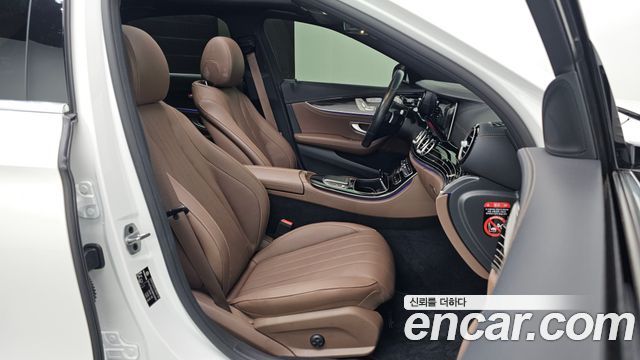 Mercedes-Benz E-Class E450 4MATIC Exclusive