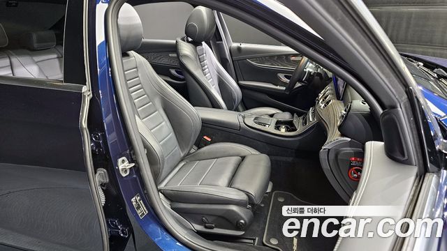 Mercedes-Benz E-Class E350 4MATIC AMG Line Edition