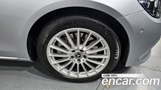 Mercedes-Benz E-Class E250 Exclusive