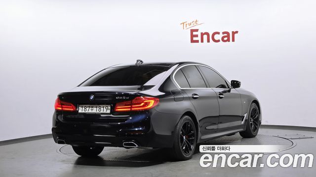 BMW 5-Series 520d xDrive M Sport Package