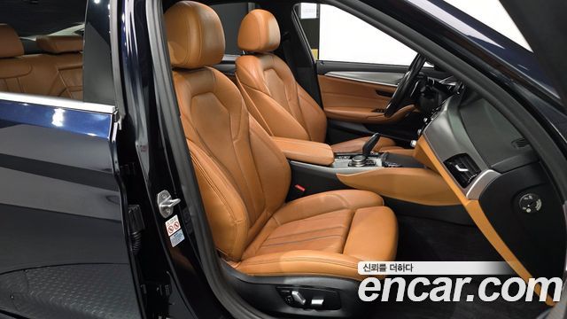 BMW 5-Series 520d xDrive M Sport Package