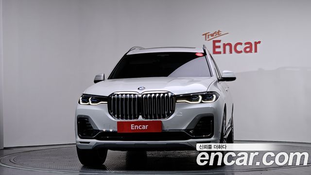 BMW X7 xDrive 40i Design Pure Excellence 6-Seater