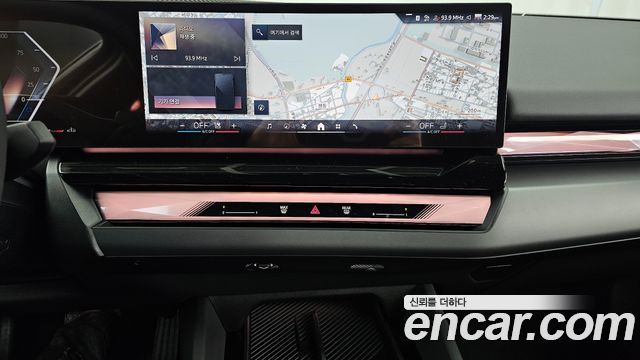 BMW 5Series (G60) 520i