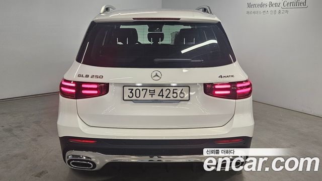 Mercedes-Benz GLB-Class GLB250 4MATIC