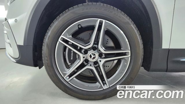 Mercedes-Benz GLB-Class GLB250 4MATIC
