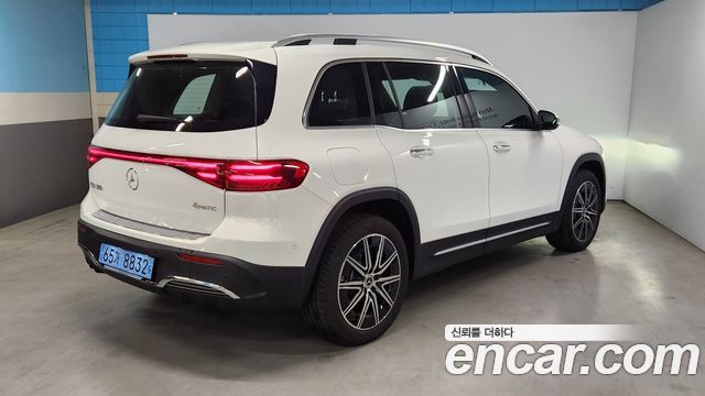 Mercedes-Benz EQB EQB300 4MATIC AMG Line