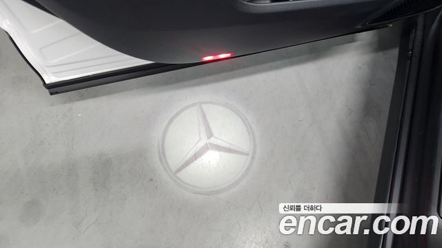 Mercedes-Benz EQB EQB300 4MATIC AMG Line