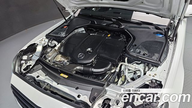 Mercedes-Benz E-Class E220d 4MATIC Exclusive