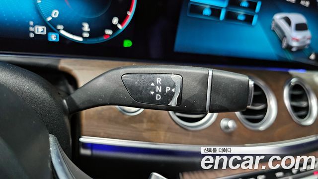 Mercedes-Benz E-Class E220d 4MATIC Exclusive