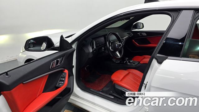 BMW 2-Series 220i M Sports