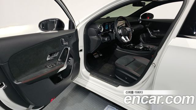 Mercedes-Benz A-Class AMG A35 4MATIC Sedan