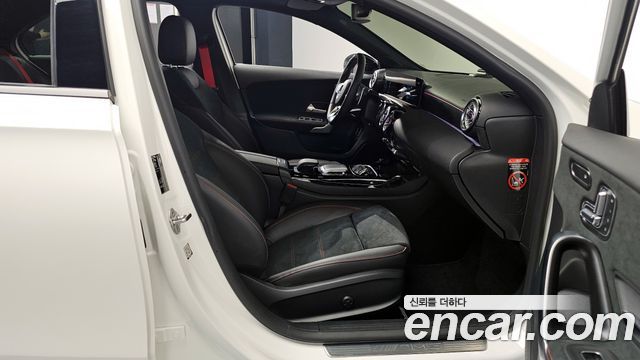 Mercedes-Benz A-Class AMG A35 4MATIC Sedan