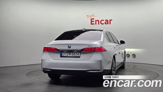 BMW 5-Series 520i