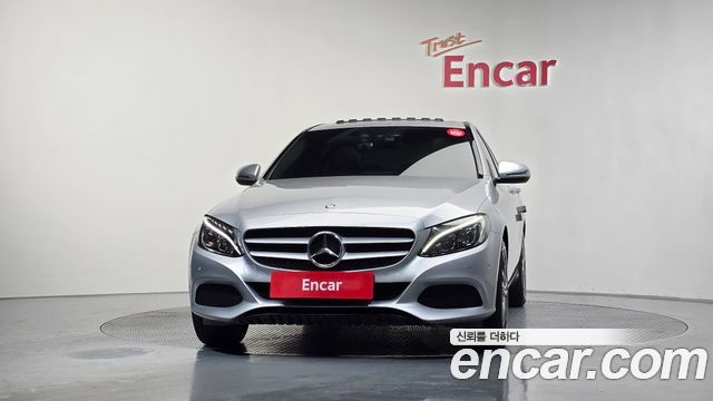 Mercedes-Benz C-Class C200