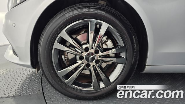 Mercedes-Benz C-Class C200
