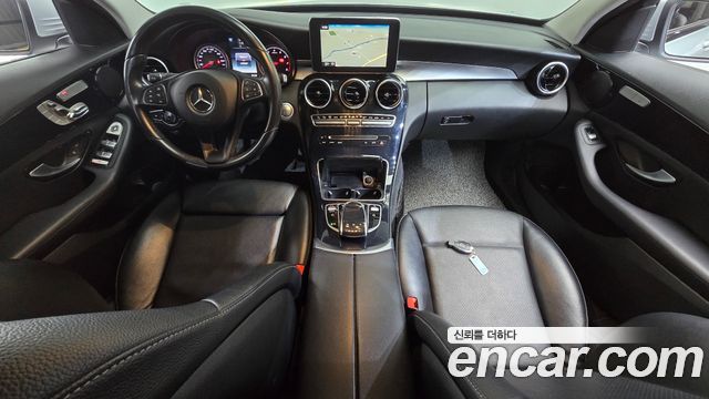 Mercedes-Benz C-Class C200